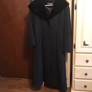 Classic Navy Wool Long Coat with Black Velvet Collar - Womens